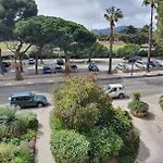 L\'Etoile Sous Les Pins - La Loge